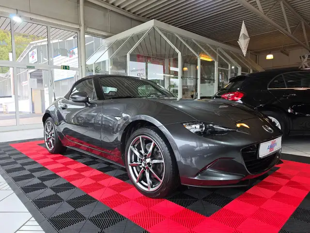 Mazda MX-5 2.0 G Kazari+Edelstahl Auspuff+BOSE