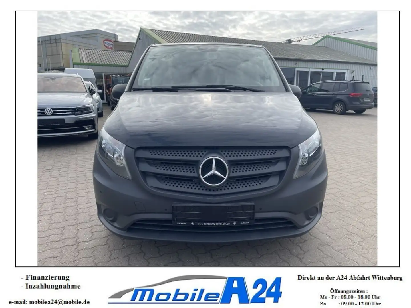 Mercedes-Benz Vito 116 CDI Tourer Extralang BASE 9-SITZER AHK Noir - 2