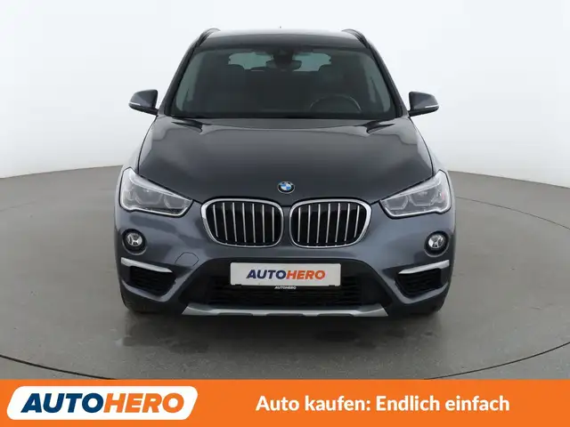 BMW X1 view 9