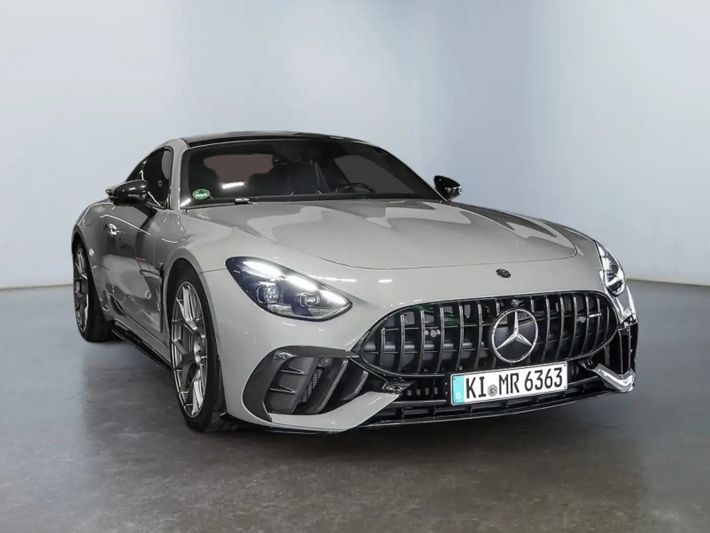Mercedes-Benz AMG GT 63 PRO 4MATIC+ BURM NIGHT MEMO 360 DISTR Grau - 2