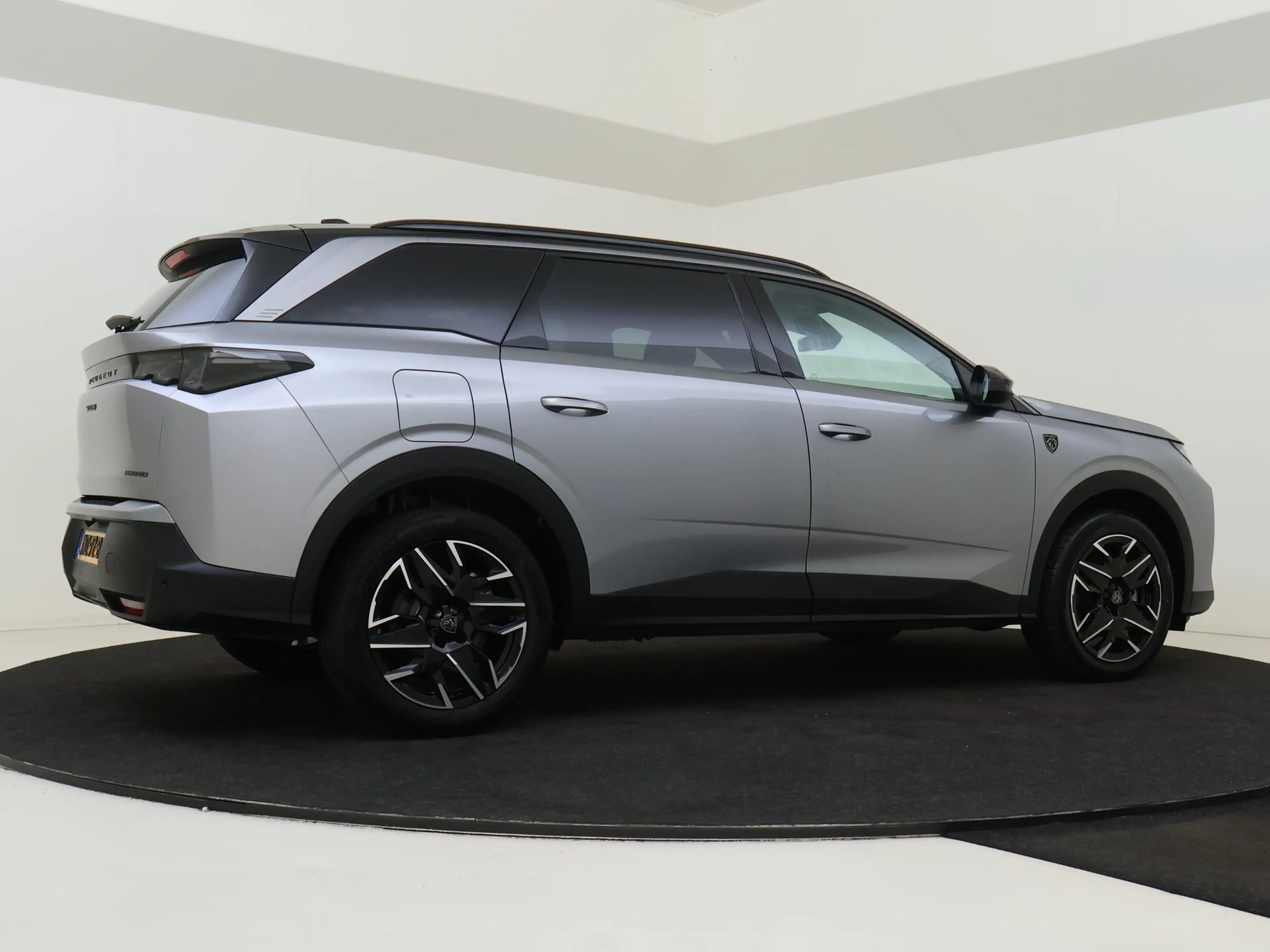 Peugeot 5008 1.2 Hybrid 136 GT Ruime 7 zitter ! — photo 6