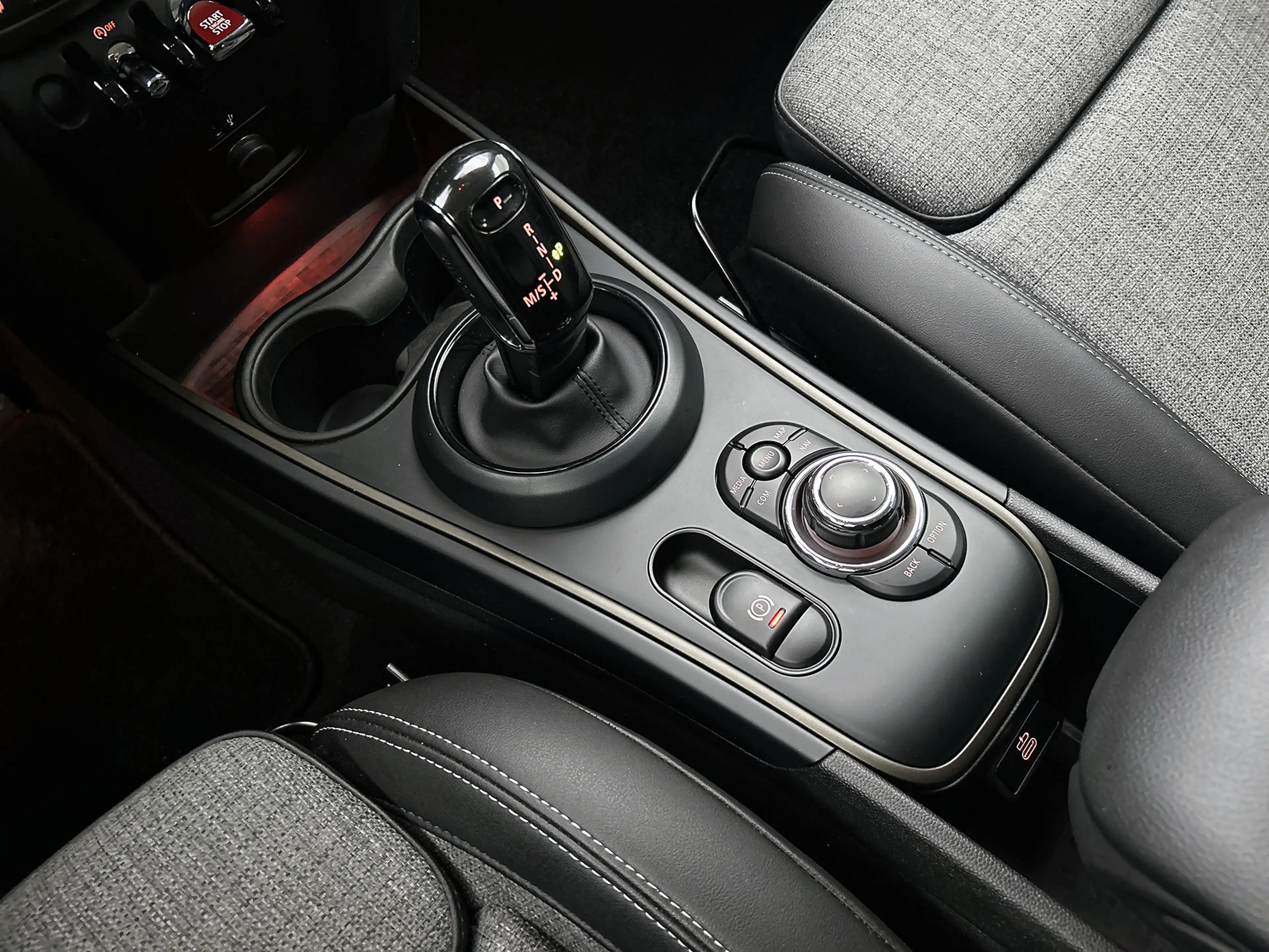 MINI Cooper Countryman 1.5 136PK Automaat Classic / Trekhaak / Pdc+Camera — photo 28