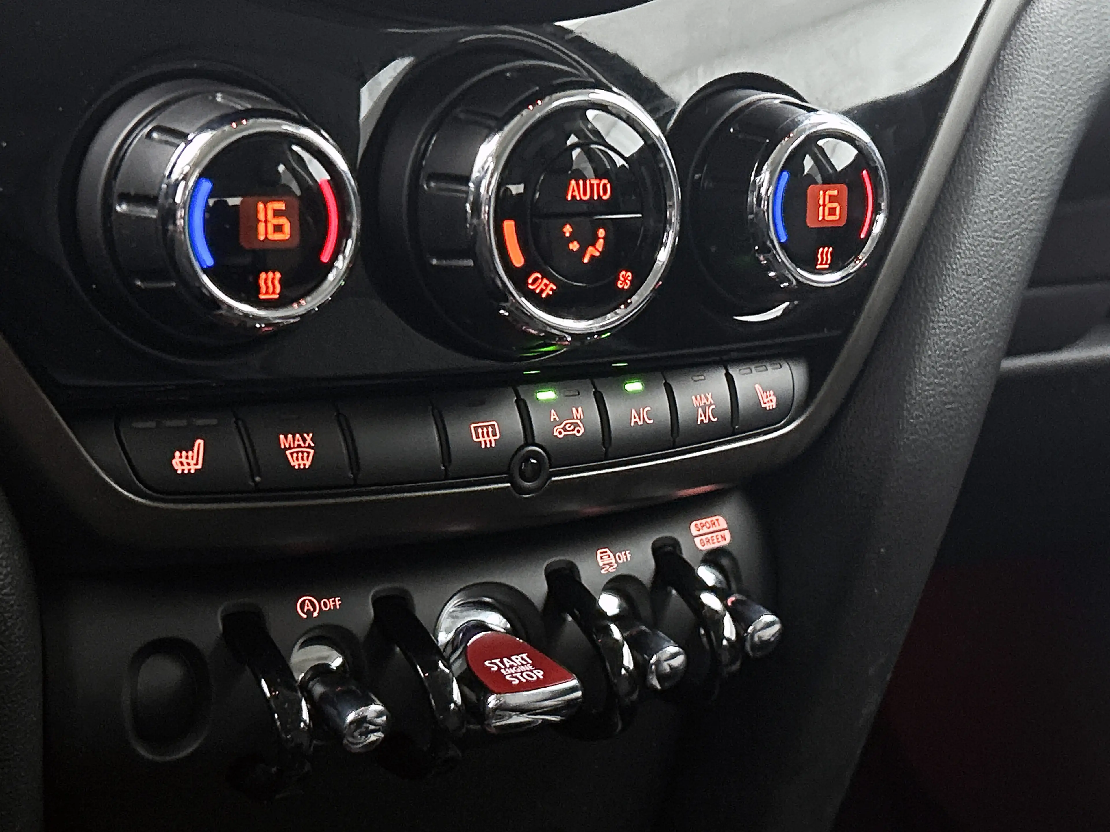 MINI Cooper Countryman 1.5 136PK Automaat Classic / Trekhaak / Pdc+Camera — photo 24