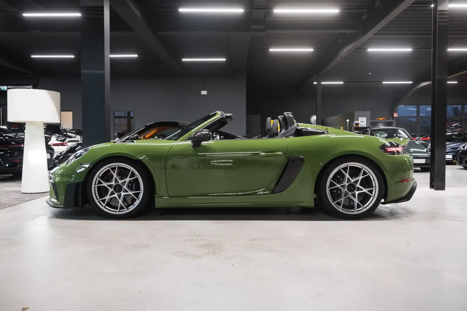 Porsche Boxster 718 Spyder RS - PTS-Lift-Weissach-PCCB-LED Grün - 1