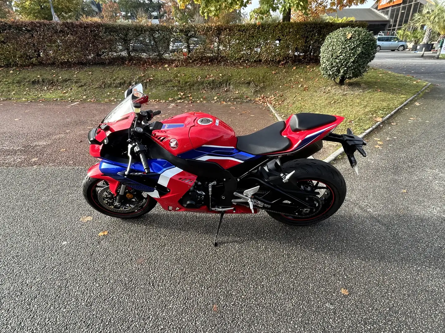 Honda CBR 1000 Rouge - 2