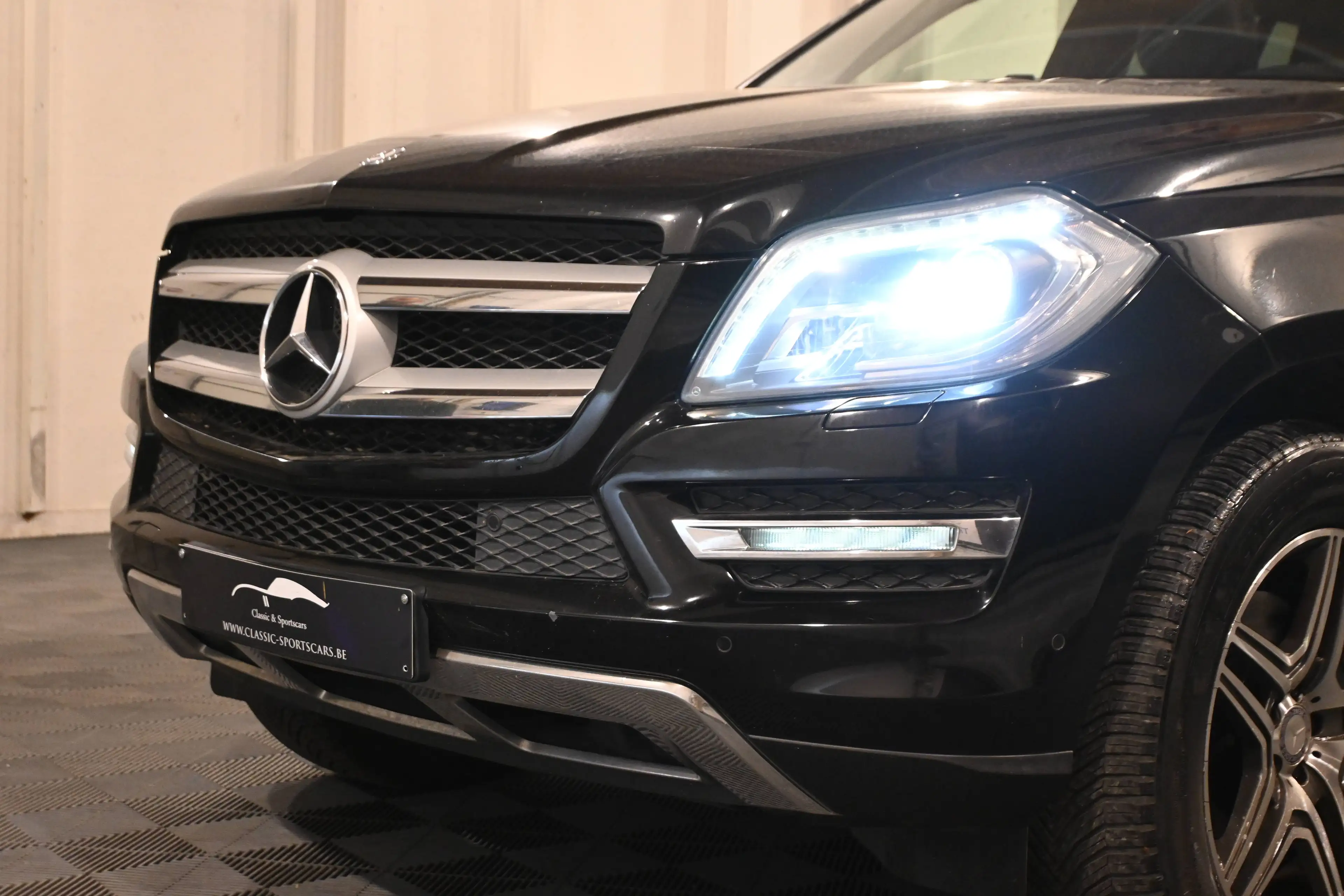 Mercedes-Benz GL 350 GL350 BLUE TEC 4-MATIC / EURO 6b / 7 SEATS / 7 PLAATS / 7 SITZE / FULL FULL SERVICE MB !! — photo 6