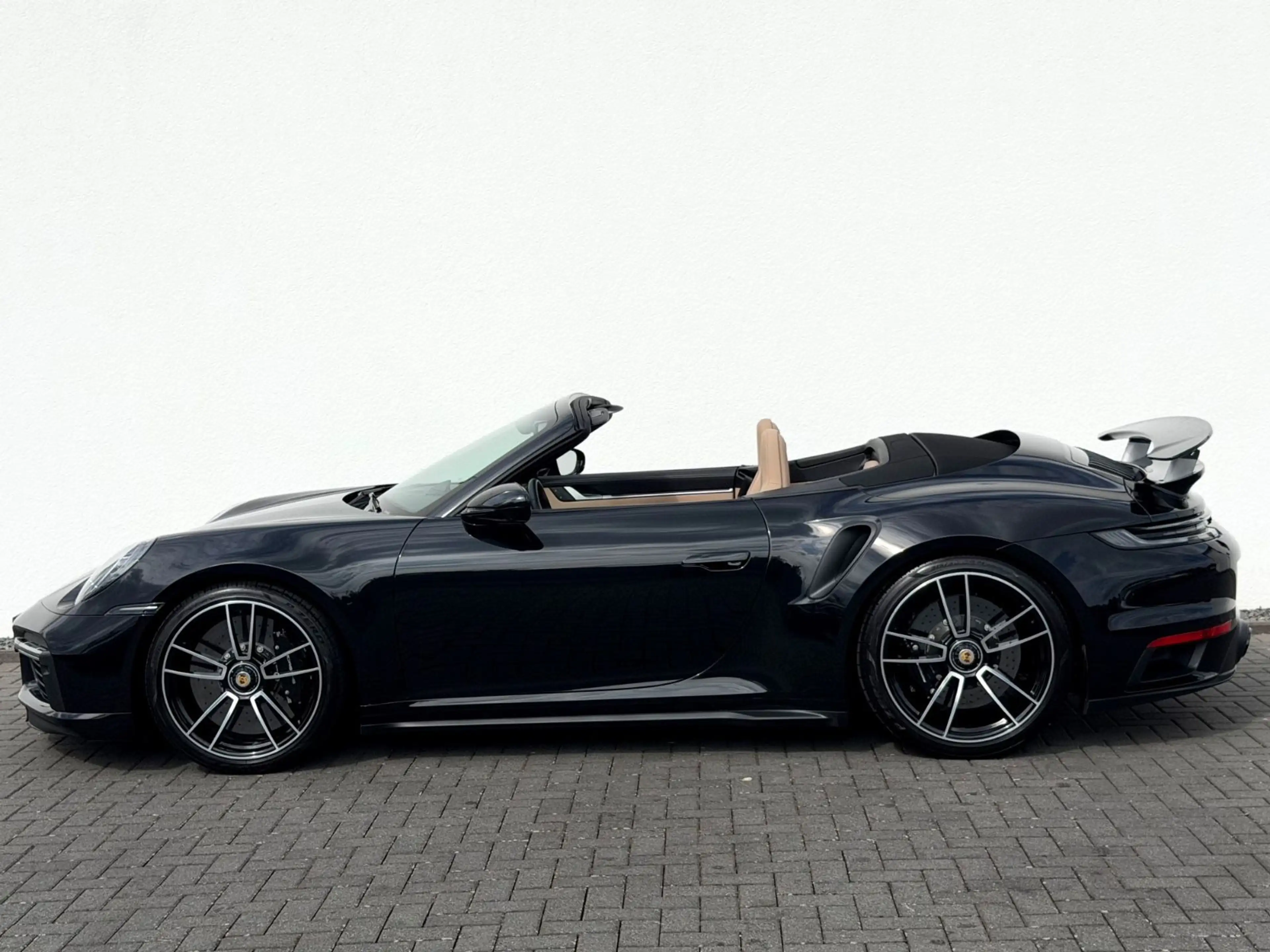 Porsche 911 Turbo S Cabriolet/LIFT/KERAMIK/BOSE/GARANTIE — photo 8