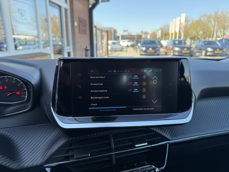 Peugeot 2008 1.2 PureTech Blue Lease Active — photo 15
