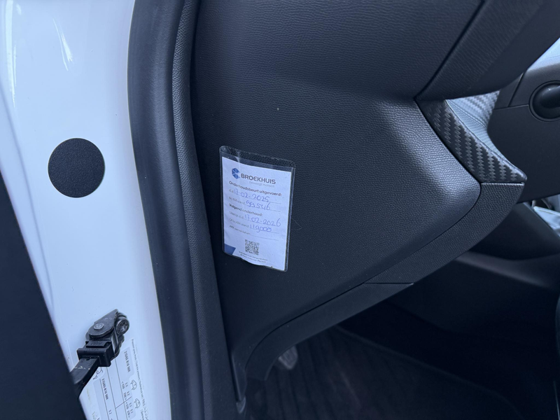 Peugeot 2008 1.2 PureTech Blue Lease Active — photo 13