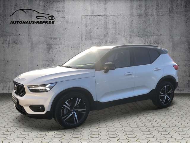 Imagine Volvo XC40 B4 R-Design FWD / XENIUM- INTELLISAFE-Paket
