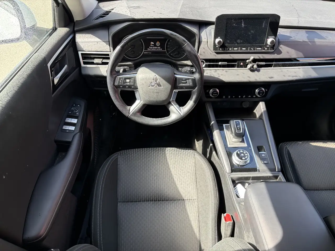 Mitsubishi Outlander fotografie Mitsubishi Outlander