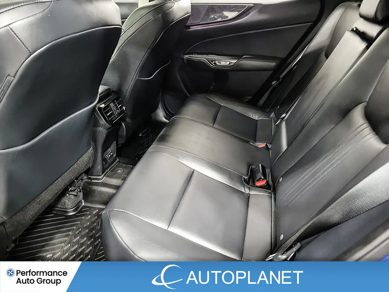 Lexus NX снимка Lexus NX