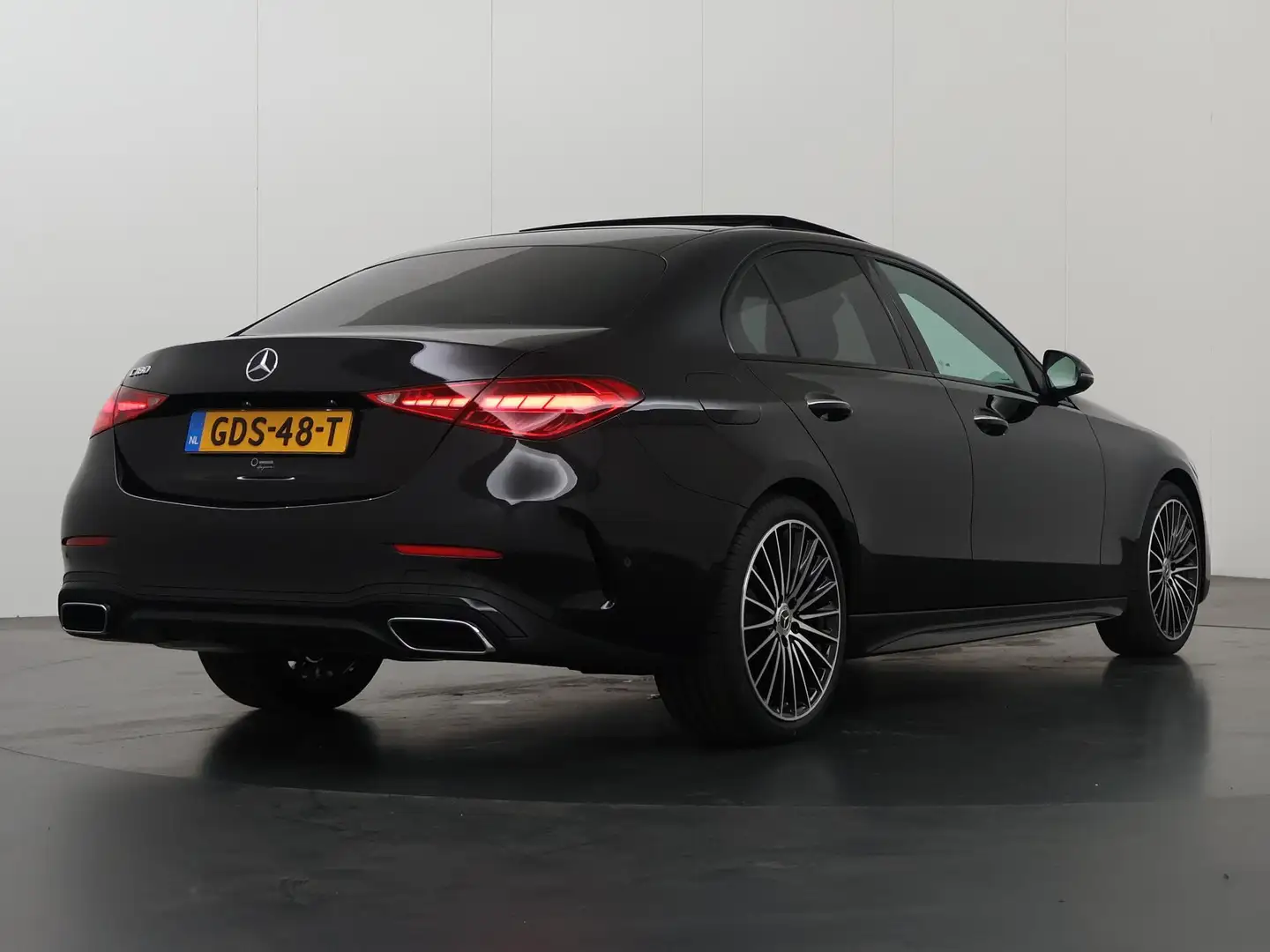 Mercedes-Benz C 180 AMG NIGHT Premium Plus | Head Up Dsiplay | Panoram Schwarz - 2