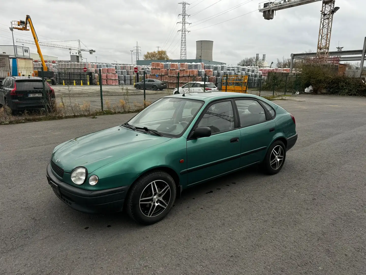 Toyota Corolla 1.3i 16v Linea Luna benoît 16 Grün - 1