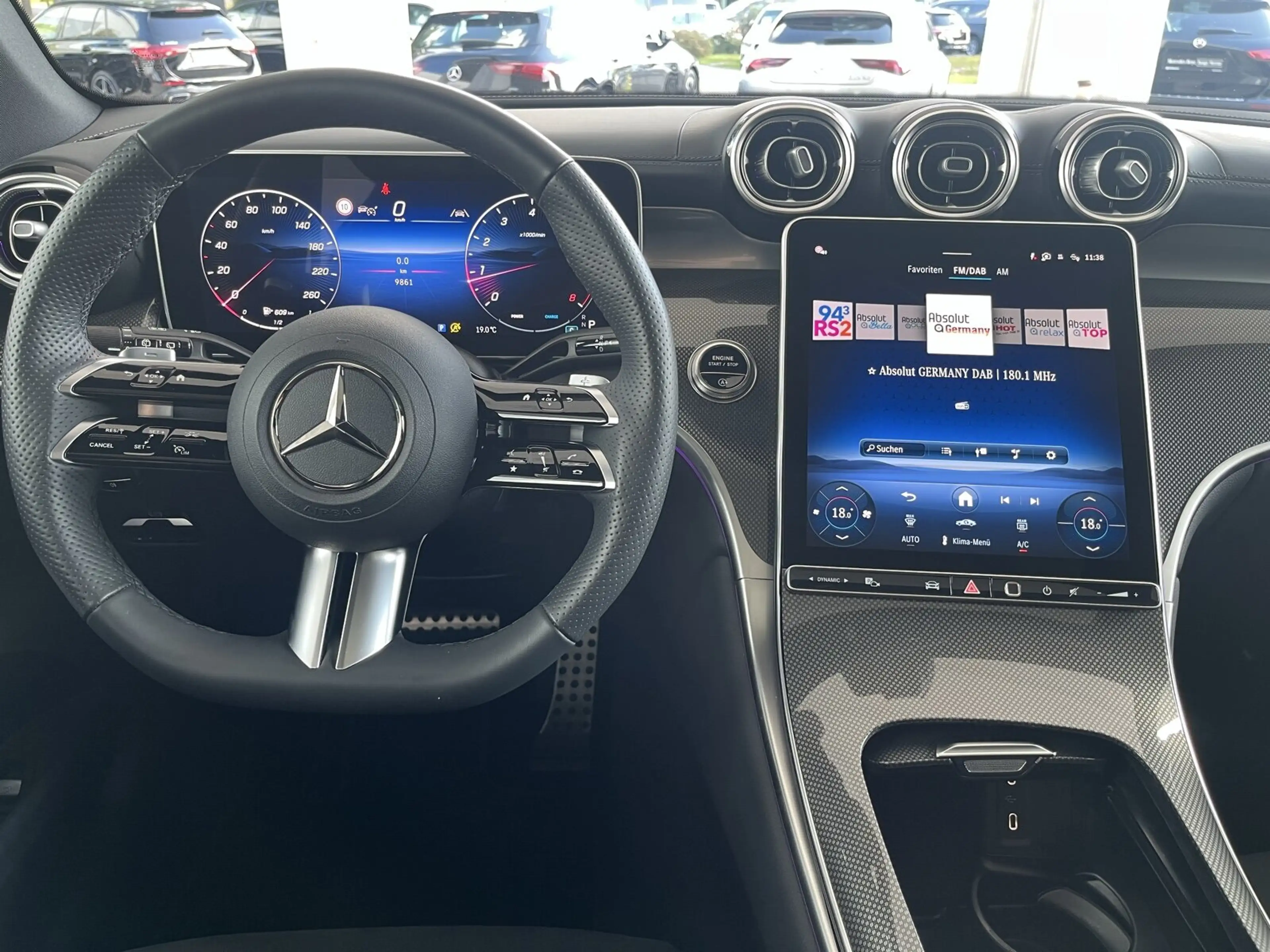 Mercedes-Benz GLC 200 GLC 200 4M AMG Line/Pano.-Dach/Distronic/Kamera — photo 11