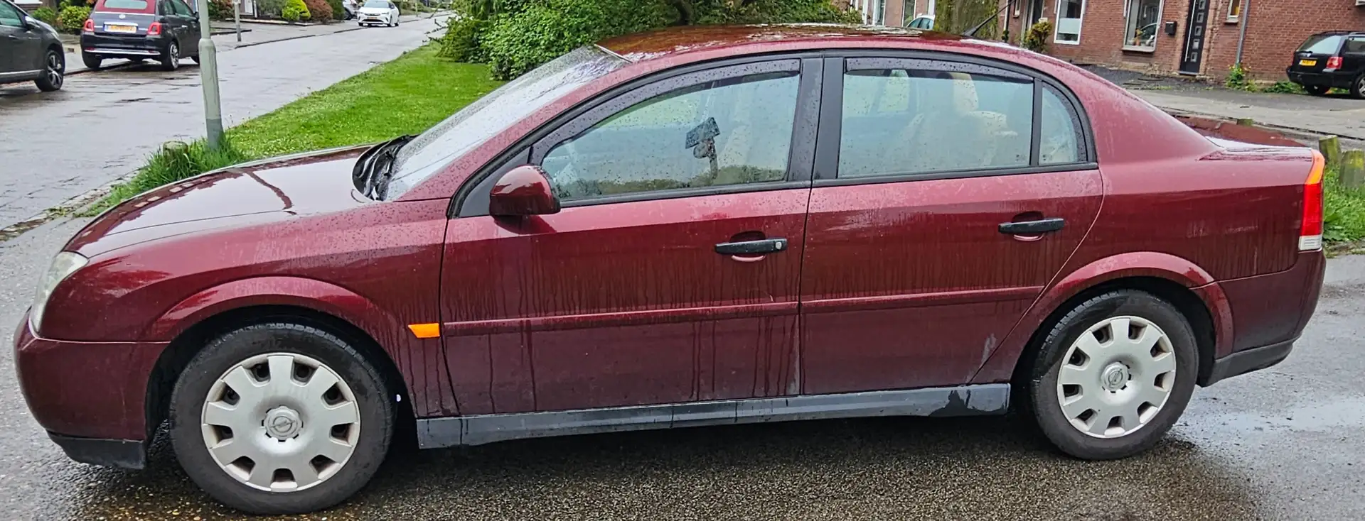 Opel Vectra Vectra 1.8-16V Comfort Červená - 1