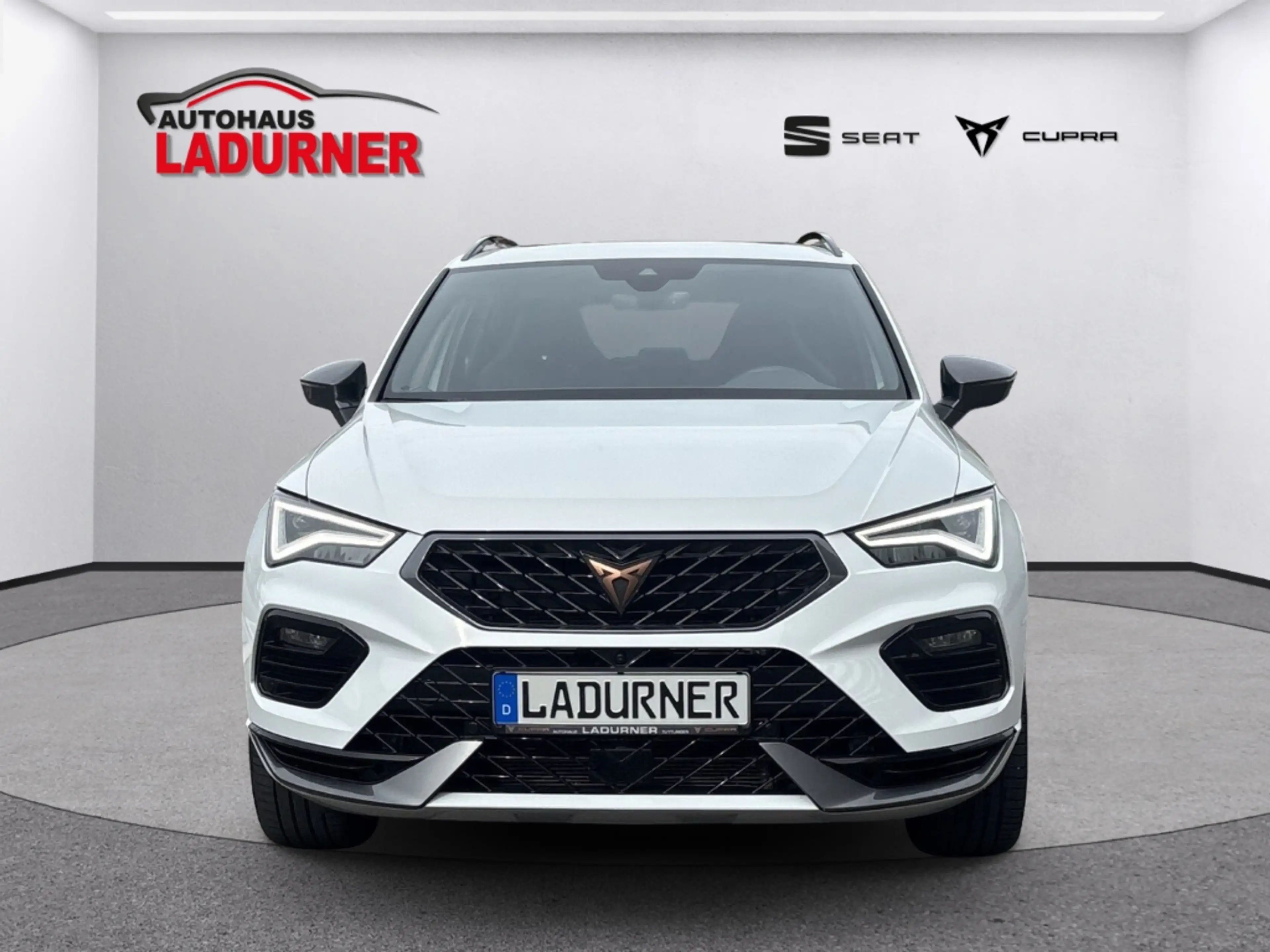 CUPRA Ateca *VZ 4Drive+AHK-klappbar+Navi+360 Kamera+LED+Sperrd — photo 8