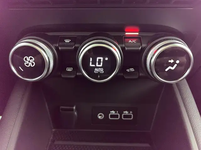 Renault Captur view 15