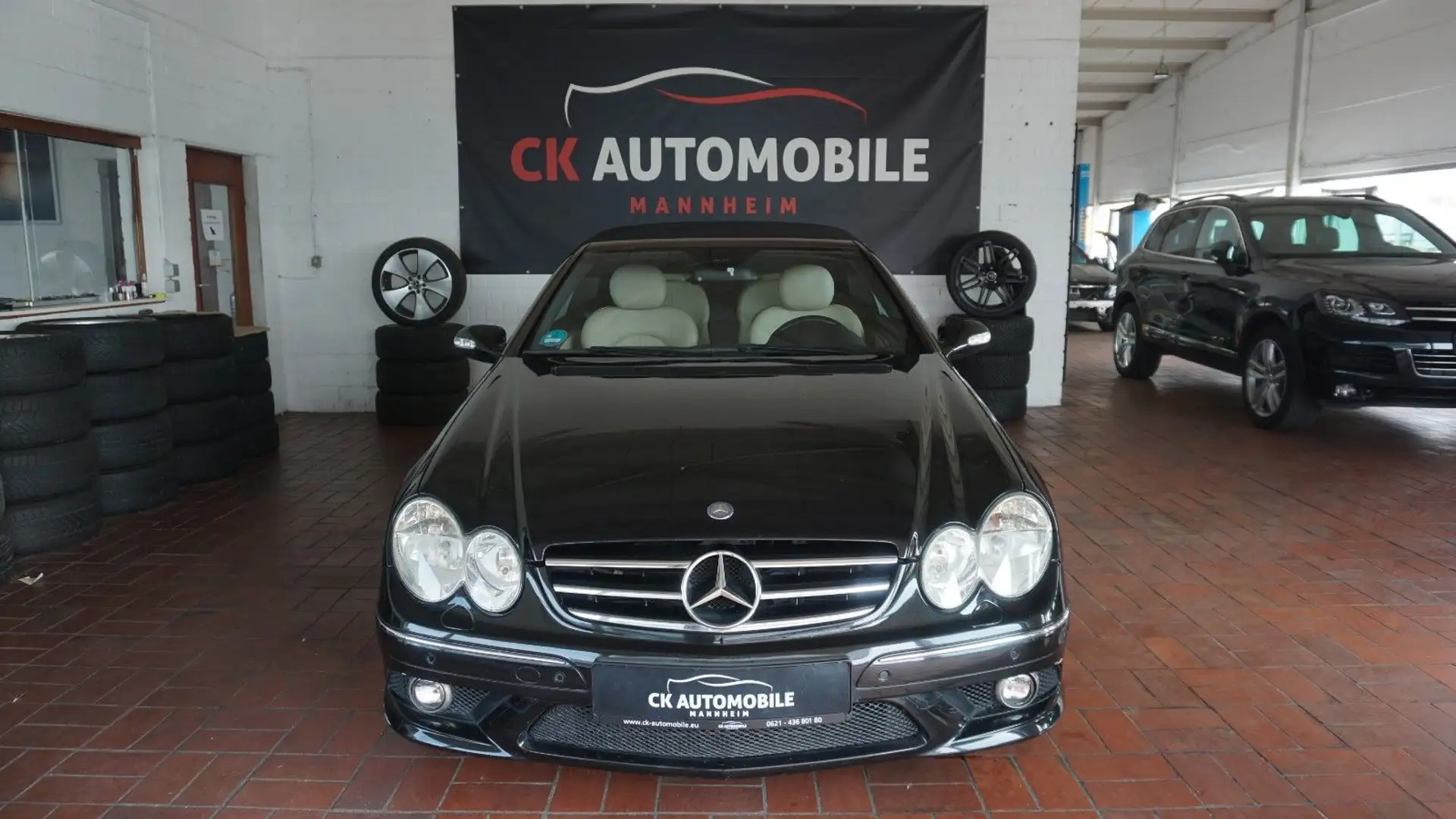 Mercedes-Benz CLK 200 Cabrio LEDER*CARPLAY*1-HD.*TOP!!! Černá - 1