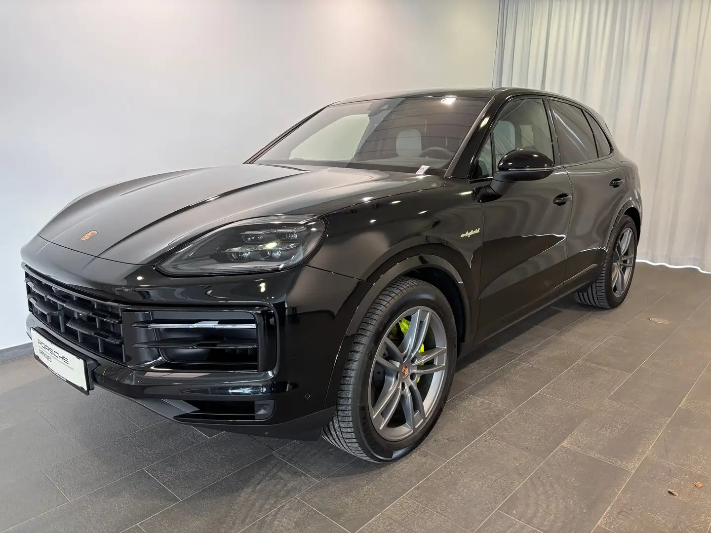 Porsche Cayenne E-Hybrid Schwarz - 1