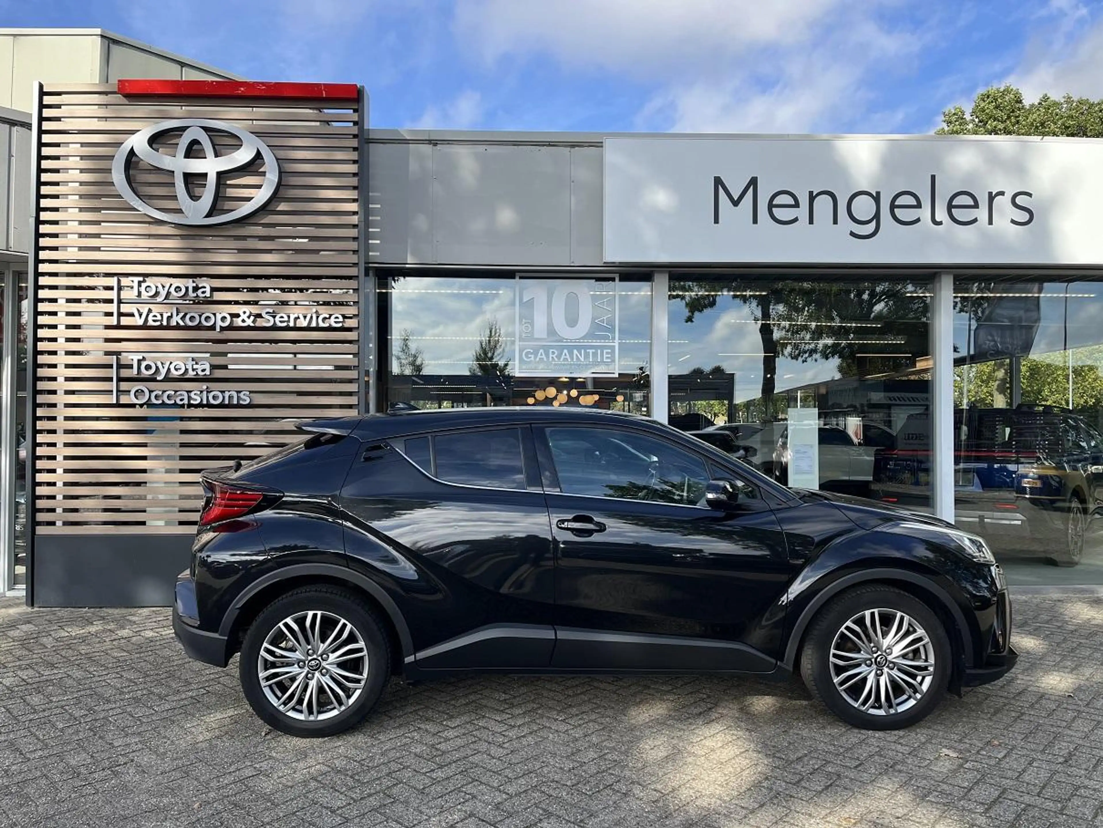 Toyota C-HR 1.8 Hybrid Executive | NL-Auto | Lederen bekleding — photo 5