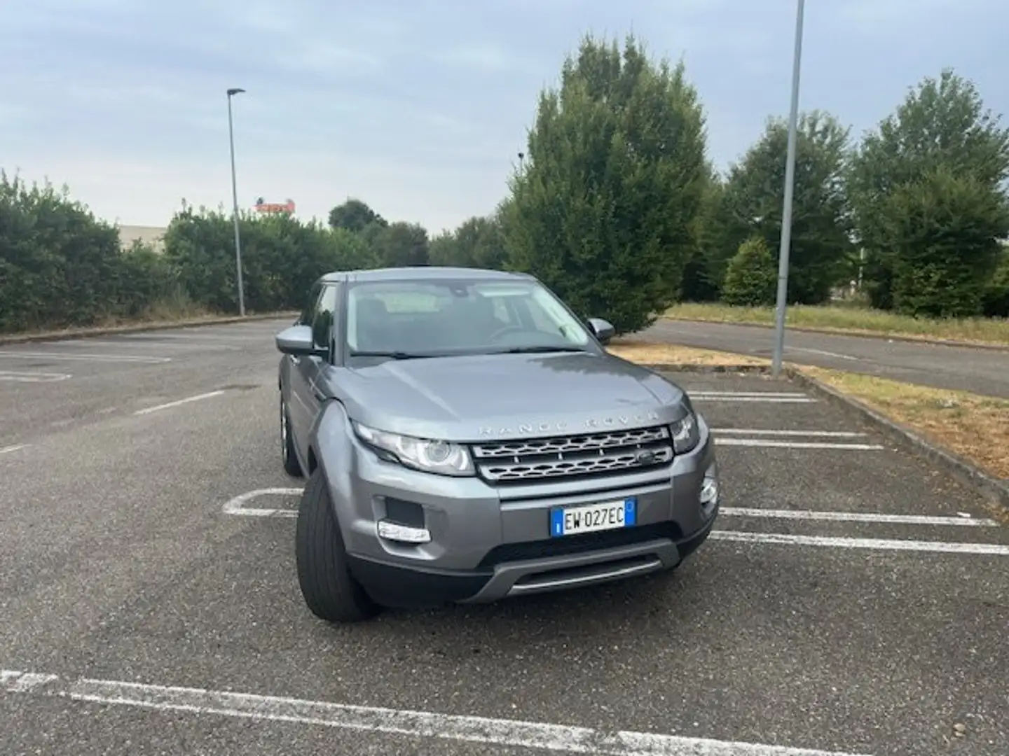Land Rover Range Rover Evoque 5p 2.2 td4 Launch edition 150cv Grigio - 1