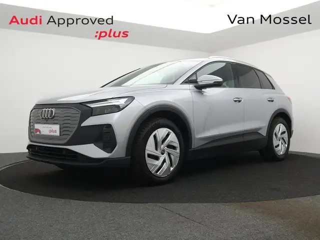 Audi Q4 e-tron Audi Q4 Attraction 35e-tron 170PK *NAVI*APP CONNECT*ZETELVERWARMING*CRUISE*PDC*DIGITAL DASHBOARD*...