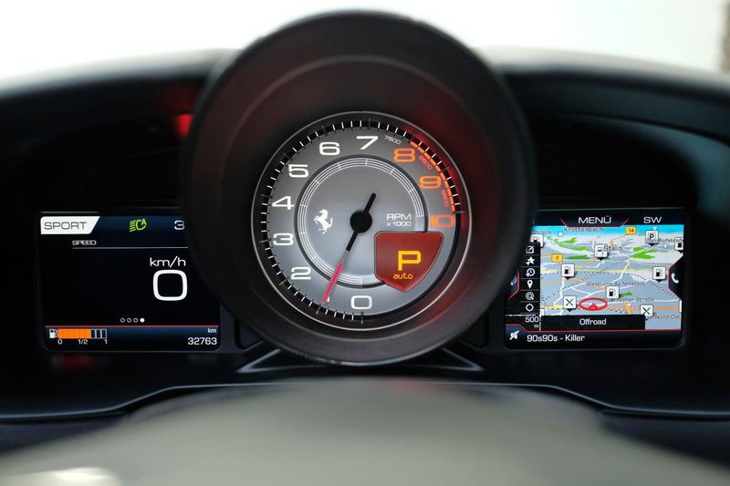 Ferrari F8 Spider CARBON/LIFT/RACINGSEATS/PASS.DISPLAY/ — photo 14