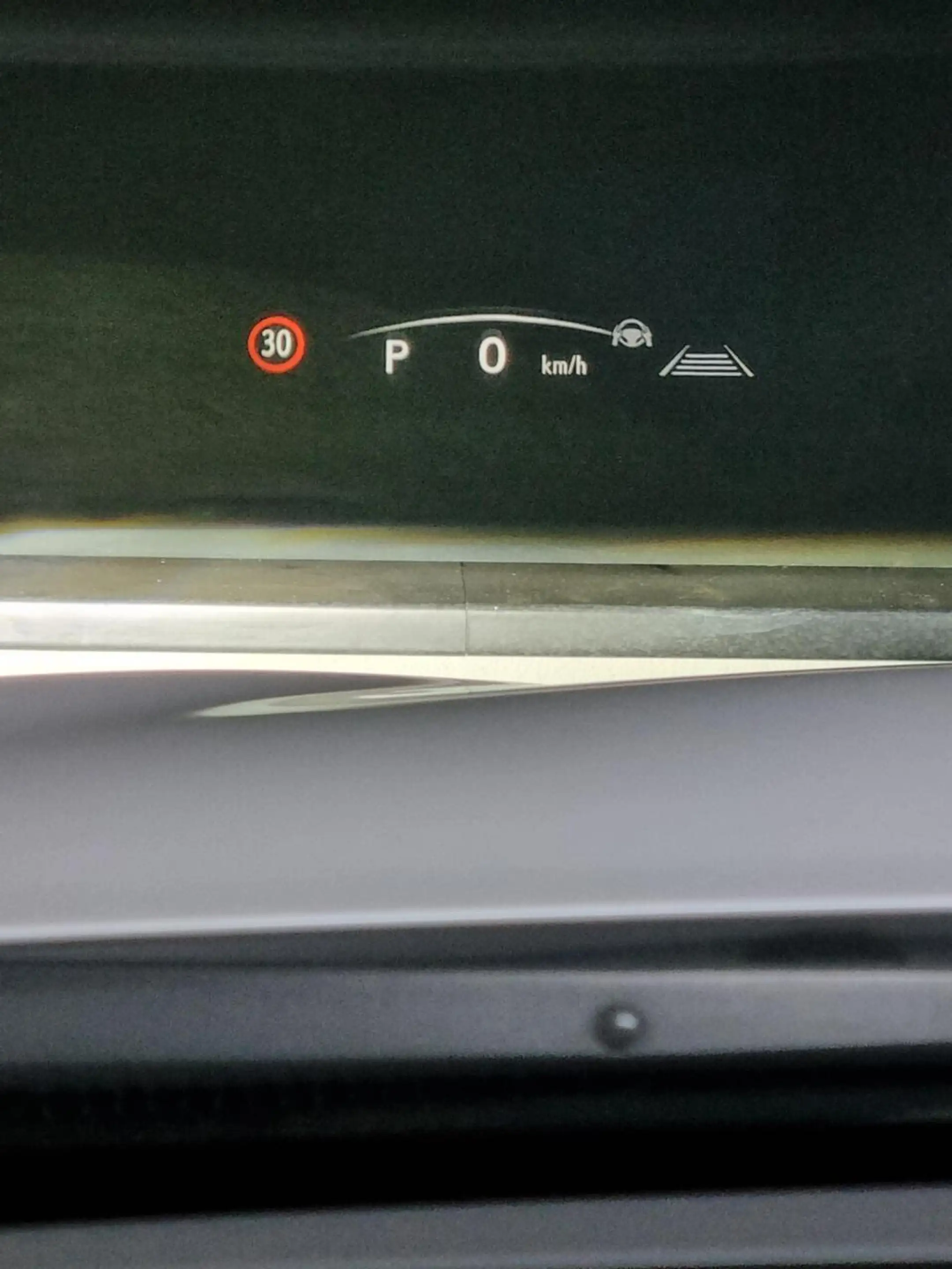 Lexus NX 450h+ AWD F SPORT Line / Trekhaak / Schuif- kanteldak — photo 17