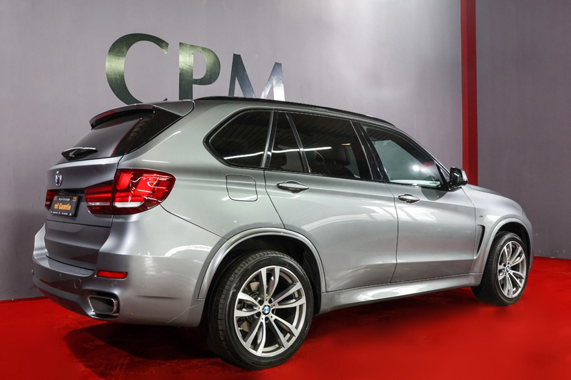 BMW X5 *M-PAKET* HUD 360° Kam. Acc Navi Xenon — photo 7