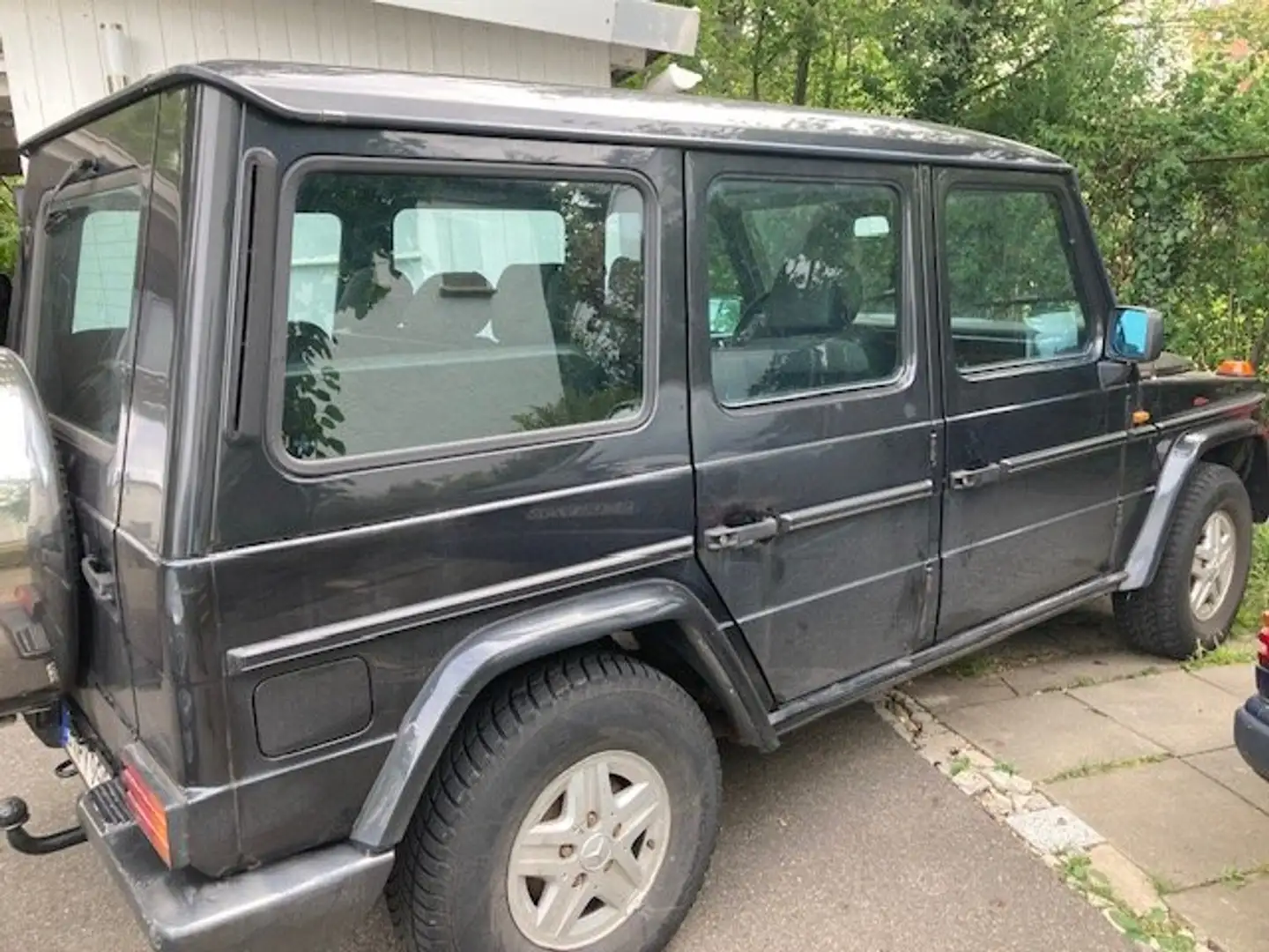 Mercedes-Benz G 300 G 300 (GE) Noir - 1