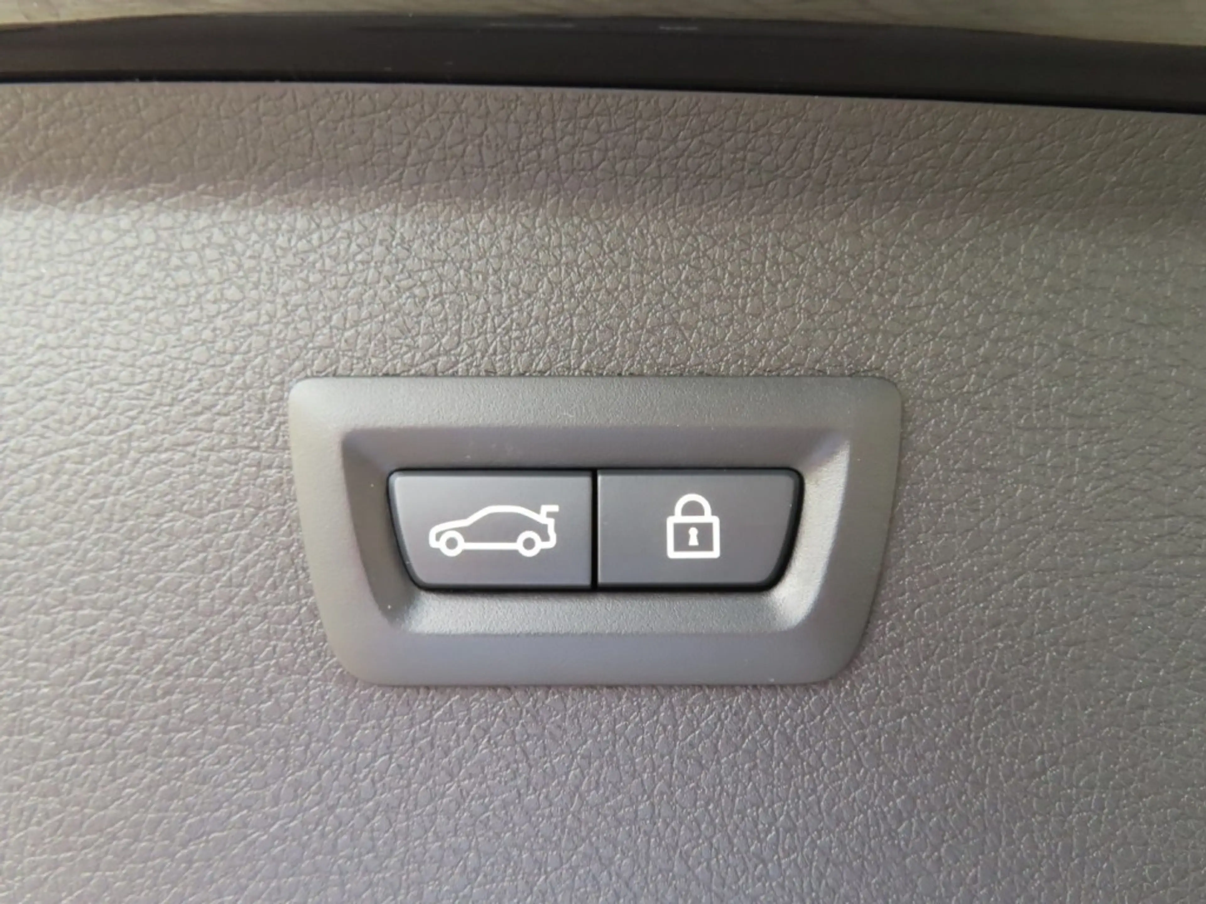 BMW 225 225XE iP High Exe Navi Camera Leder 2x Pdc 2016 — photo 8