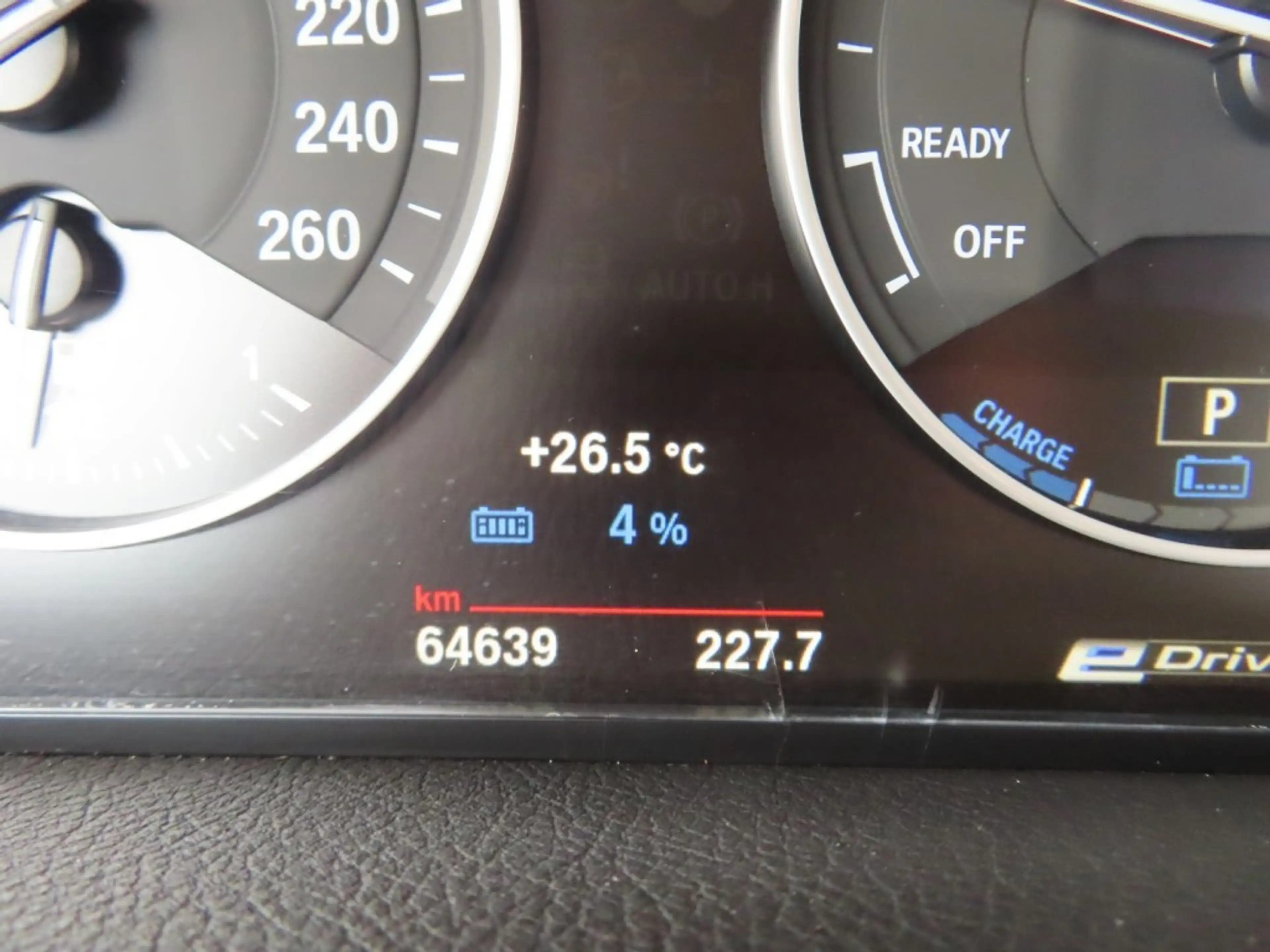 BMW 225 225XE iP High Exe Navi Camera Leder 2x Pdc 2016 — photo 20