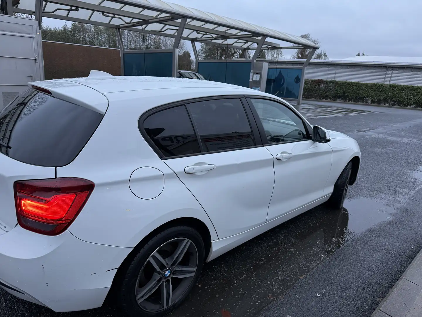 BMW 118 118d Sport Line - 2