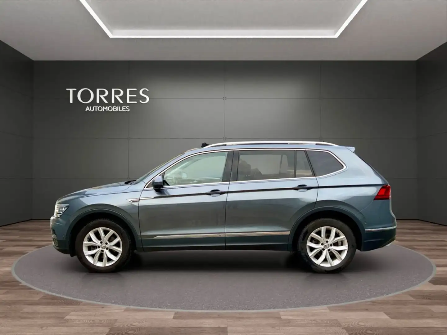Volkswagen Tiguan ALLSPACE 2.0 TDI 150 CH DSG CARAT 7 PLACES Grau - 1
