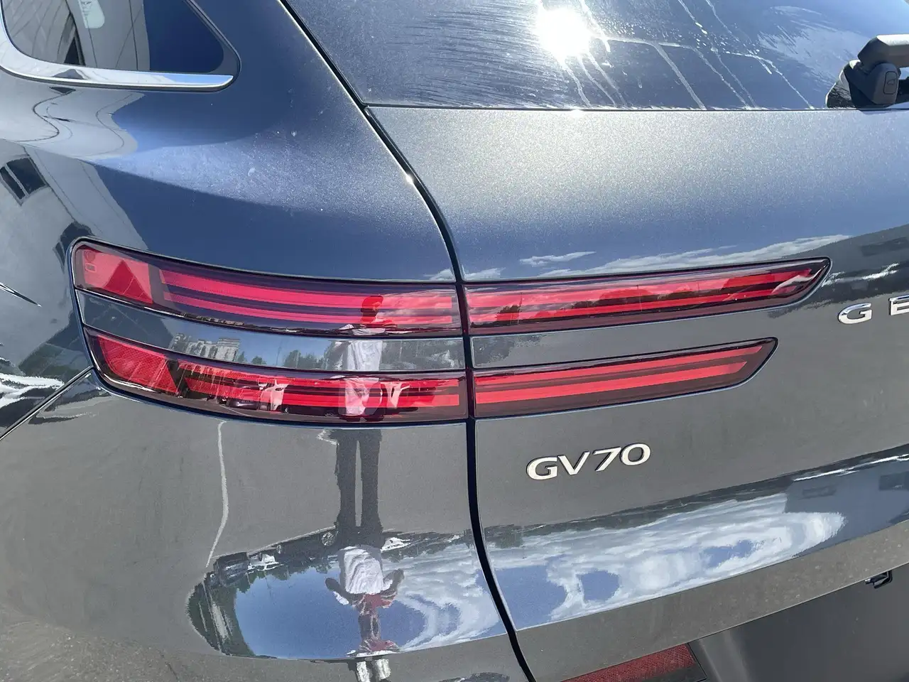 Genesis GV70 снимка Genesis GV70