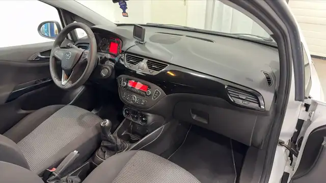 Opel Corsa view 10