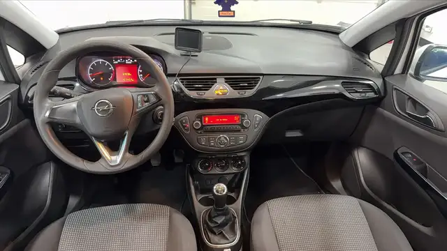 Opel Corsa view 11