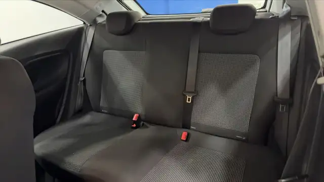 Opel Corsa view 9