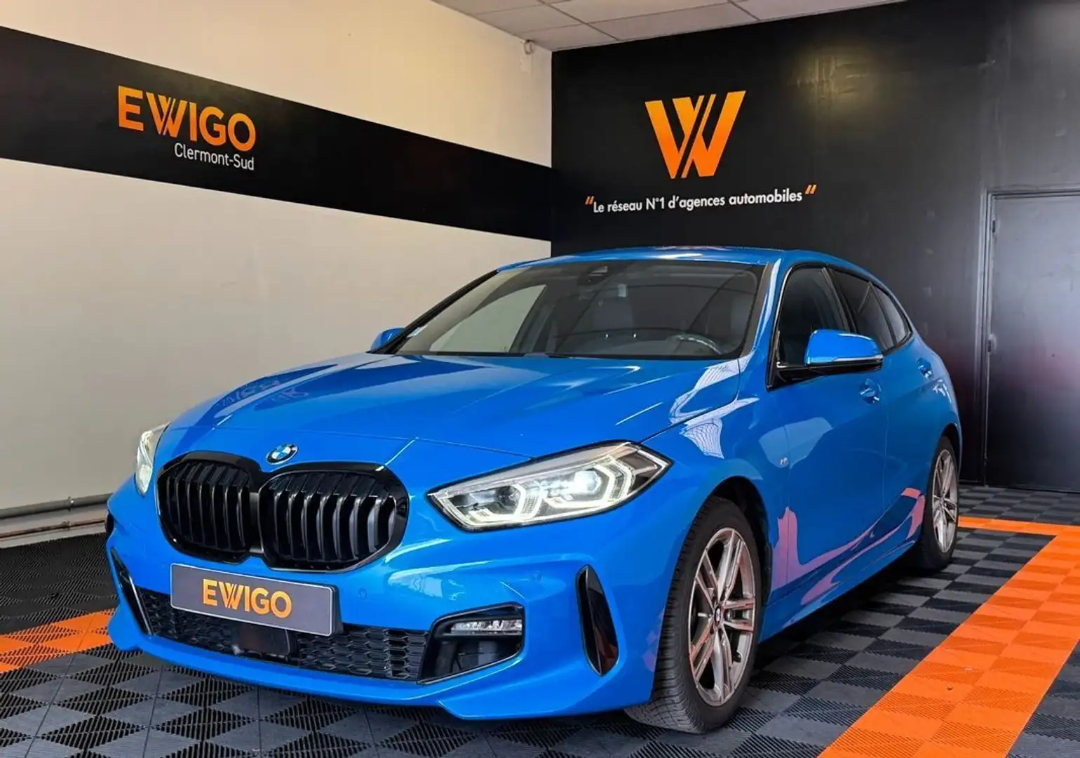 BMW 118 serie 1.5 118i 140ch m-sport dkg bva Blau - 1
