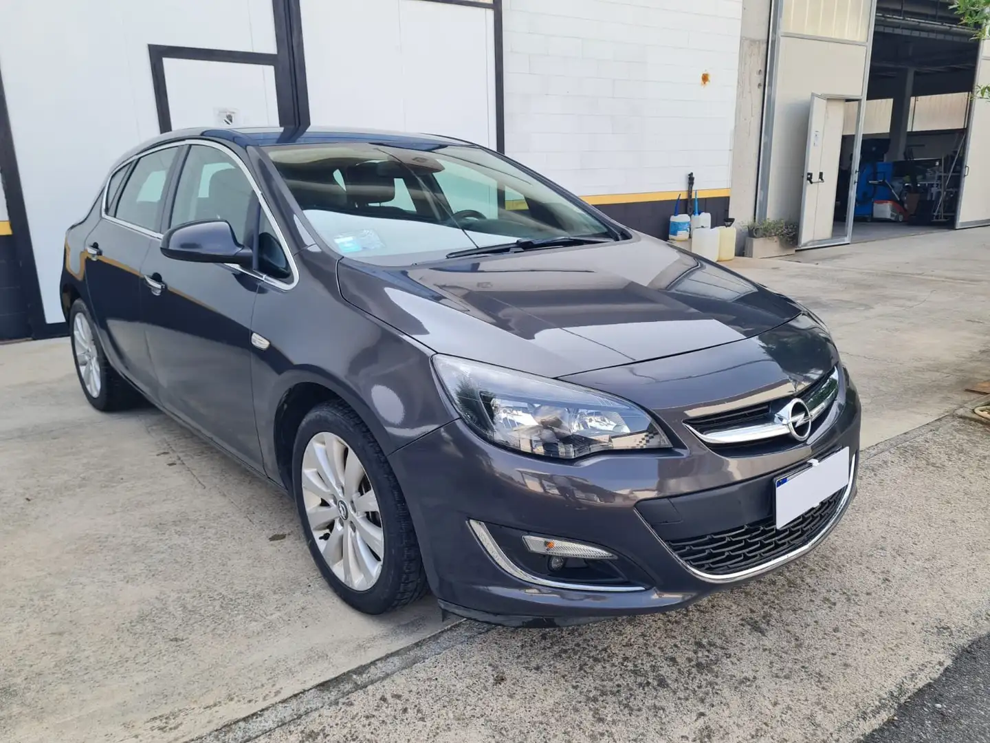Opel Astra Astra 5p 1.7 cdti Cosmo 110cv PER COMMERCIANTI - 1