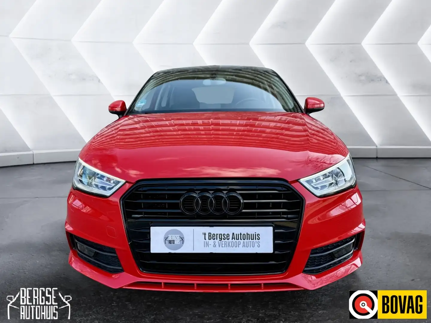 Audi A1 Sportback 1.0 TFSI S-Line Navi Lmv Pdc Ecc Rood - 2