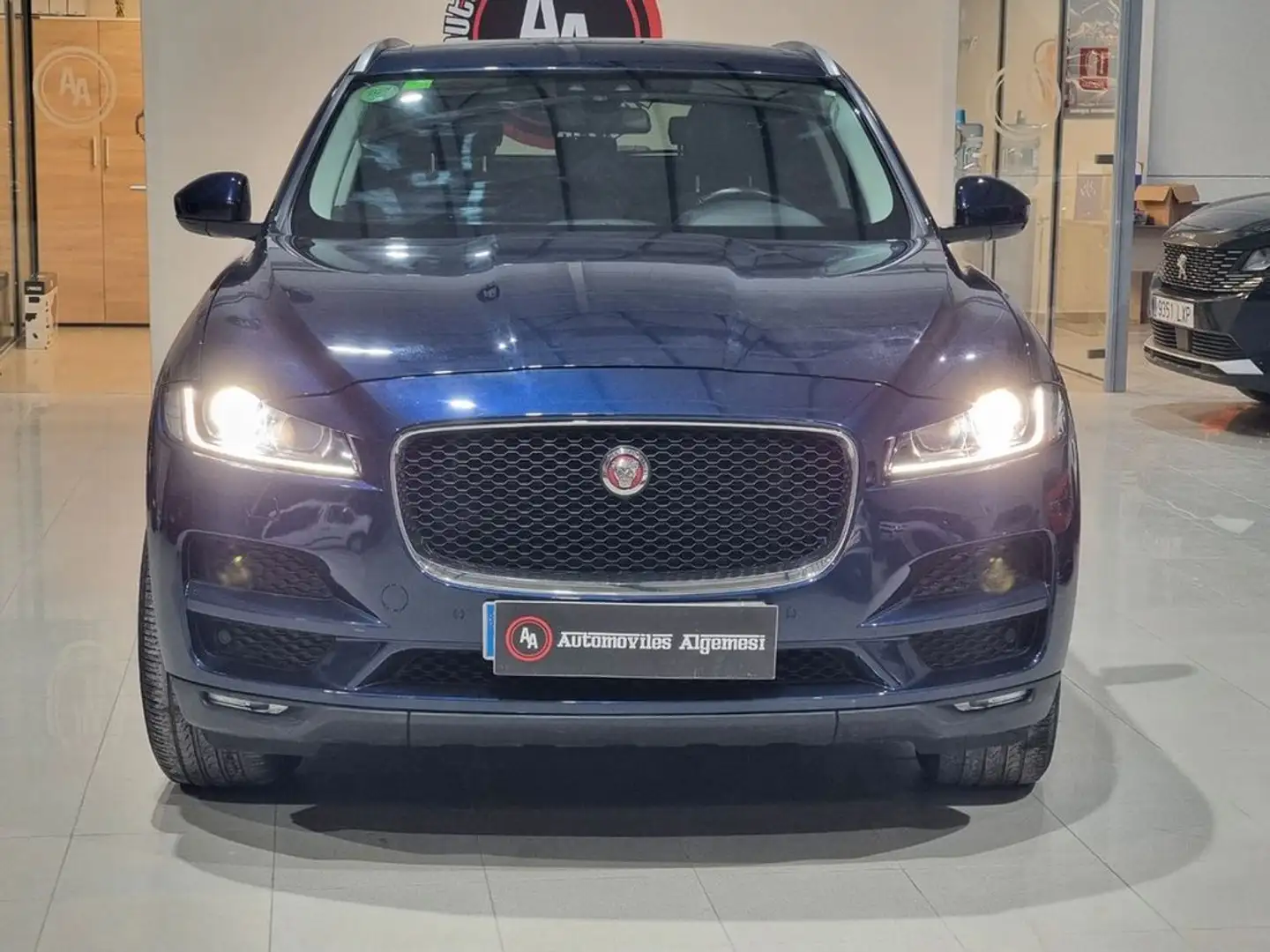 Jaguar F-Pace 2.0L i4D 132kW Prestige Auto Blau - 2