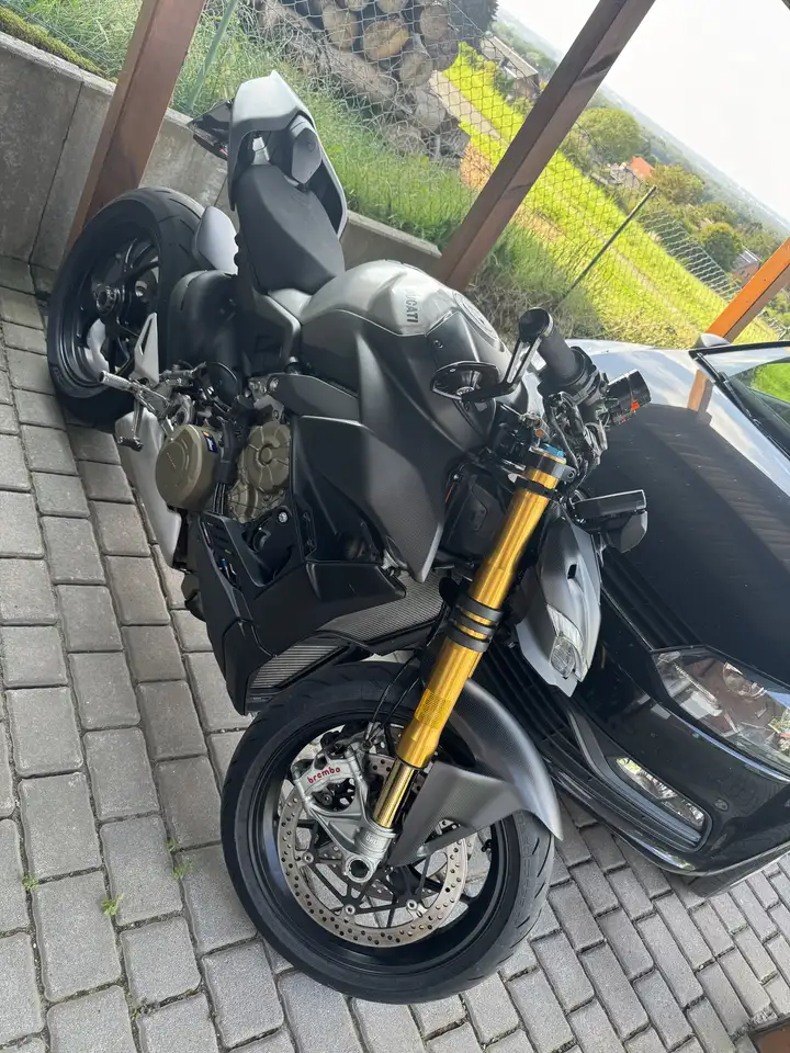 Ducati Streetfighter