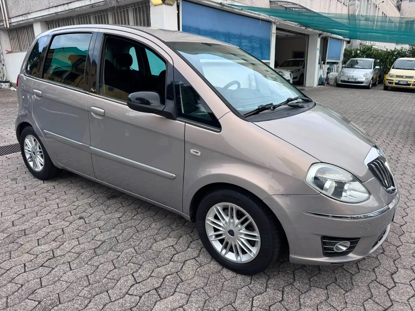 Lancia MUSA 1.3 MJT Gold *CLIMA*CERCHI Bronze - 2