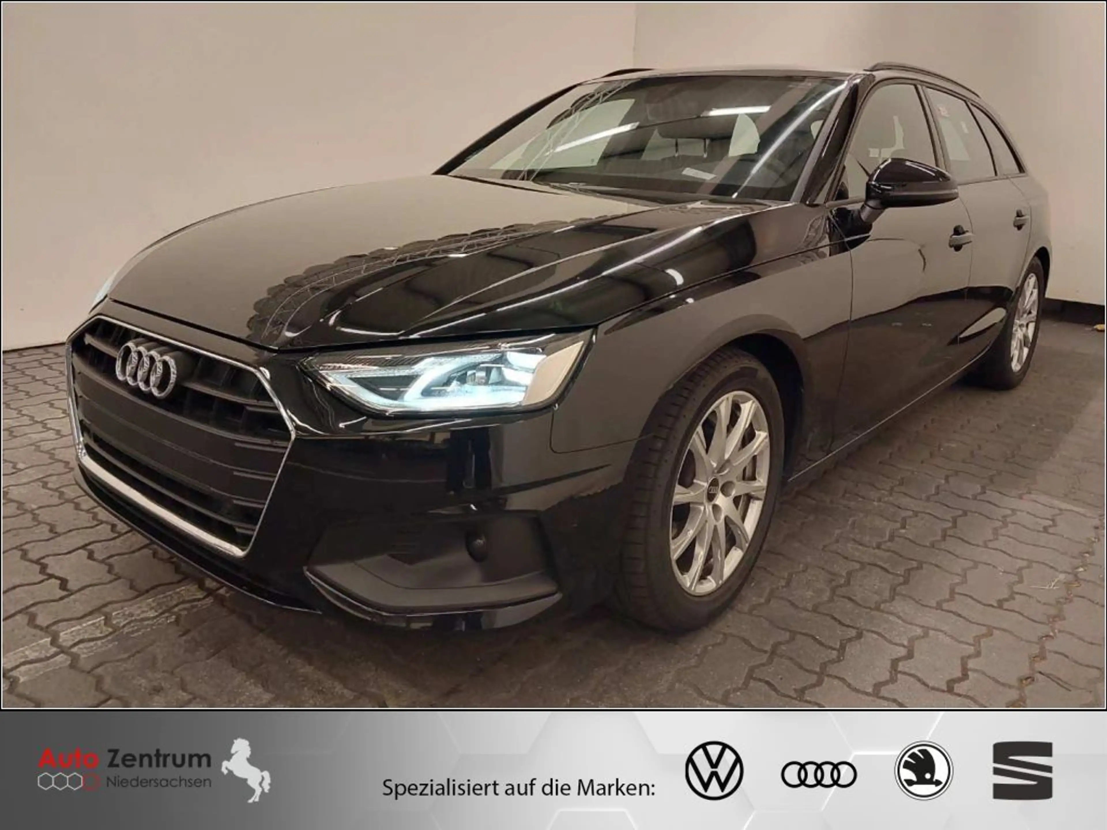 Audi A4 Avant 40 TDI S tronic — photo 2
