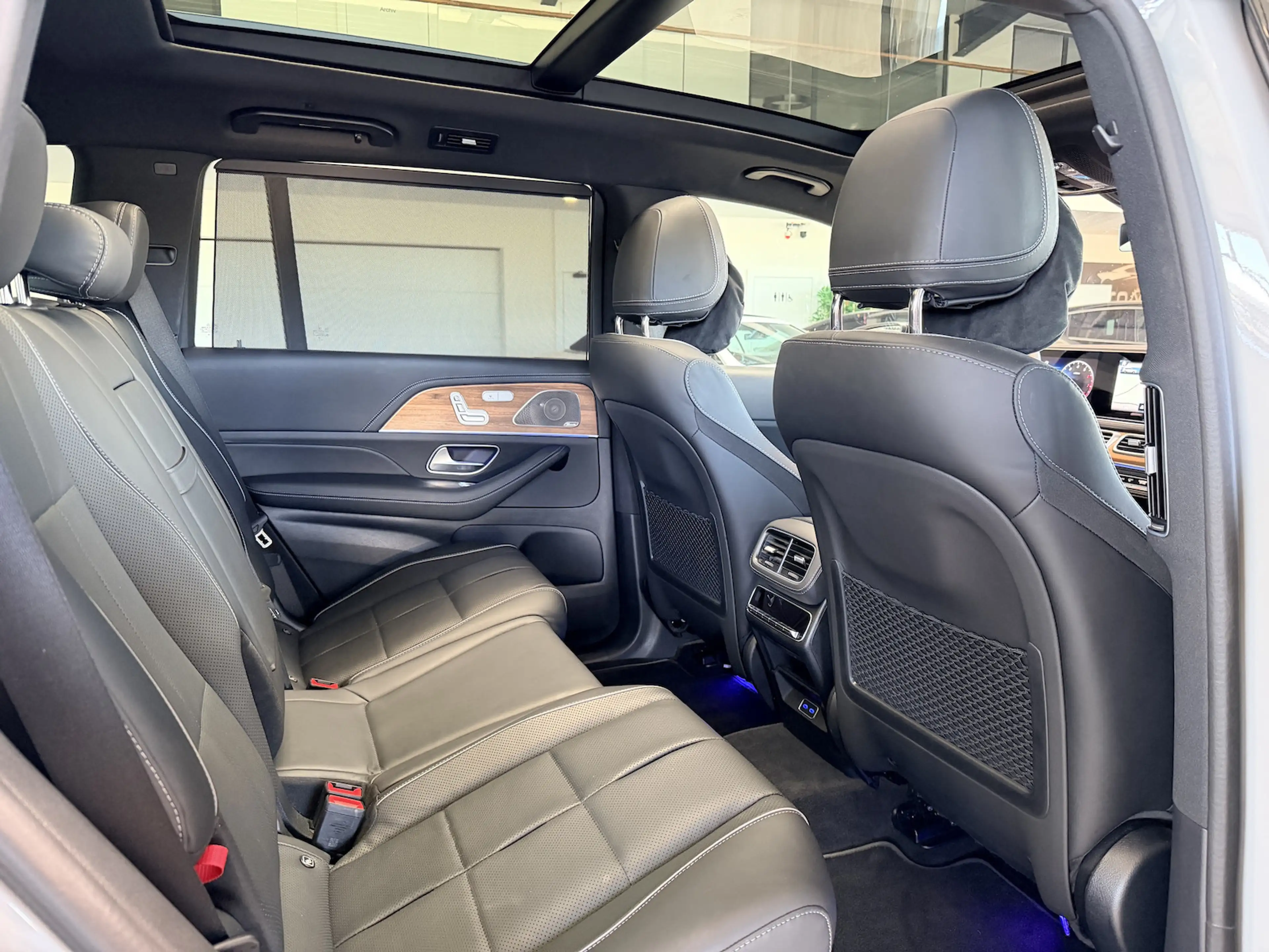 Mercedes-Benz GLS 450 4M AMG Night Keyless Magic 360Gr. HUP 7Sit. — photo 10