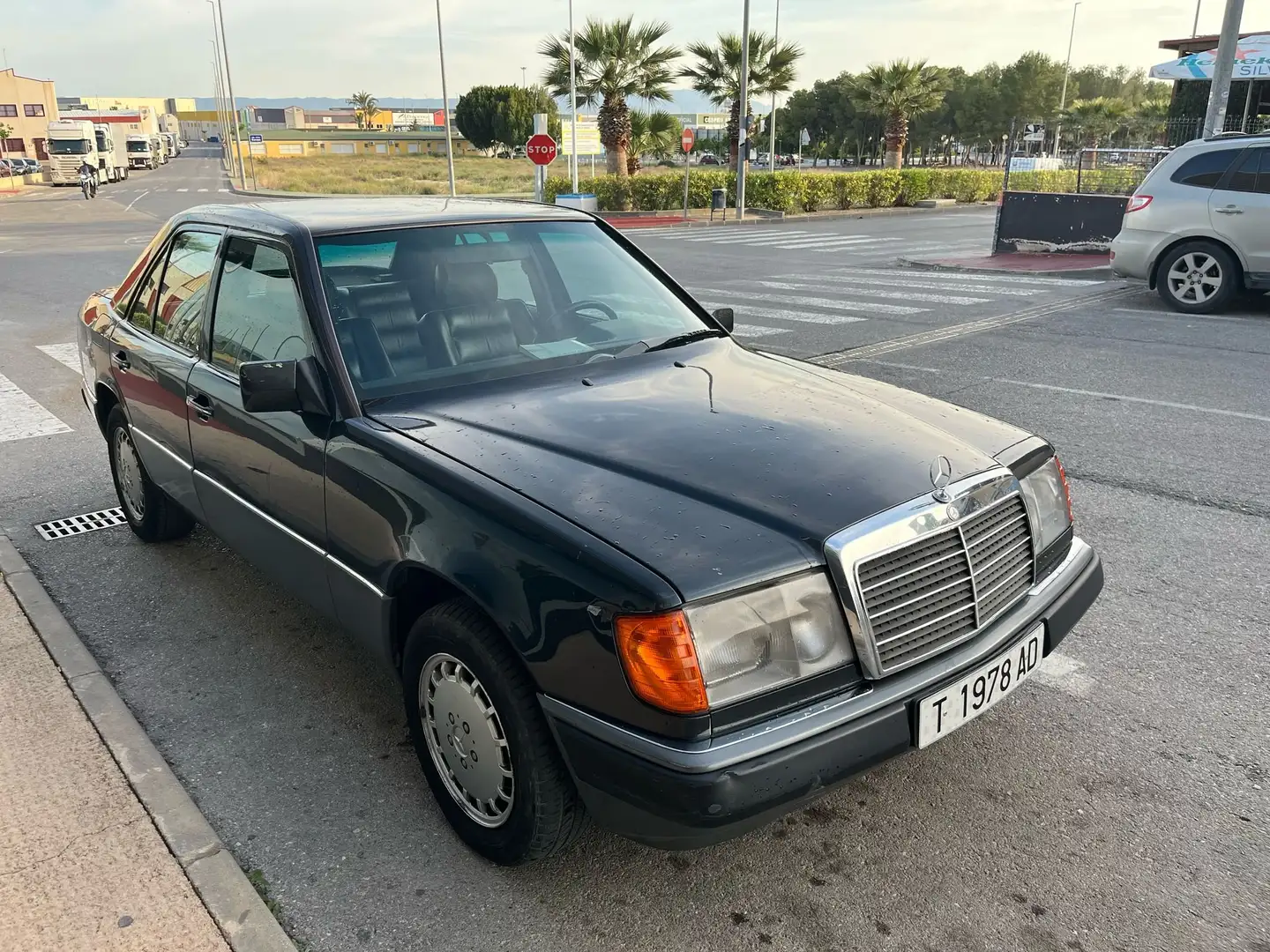 Mercedes-Benz 300 300E 4Matic - 2