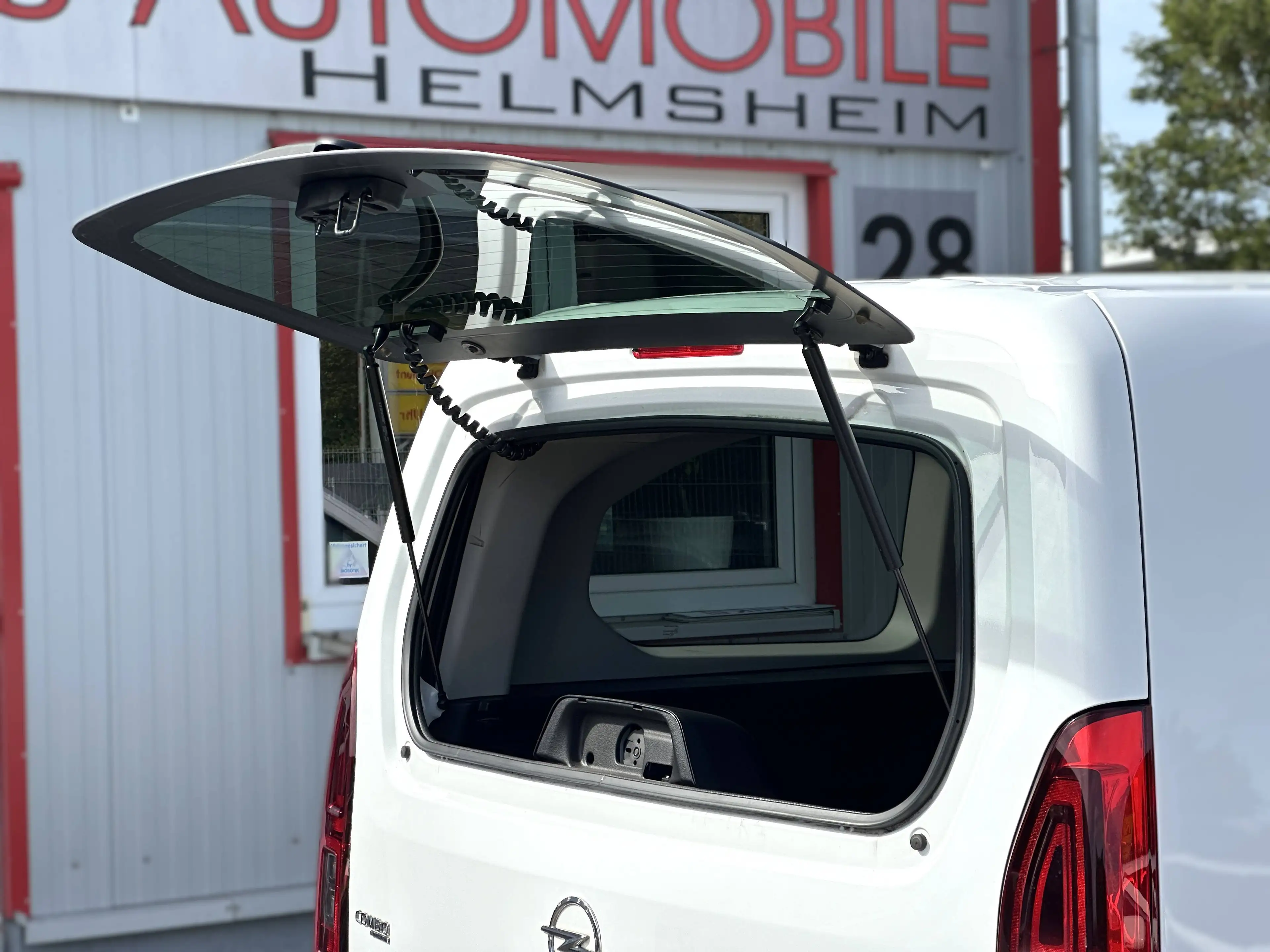 Opel Combo Life XL/Maxi/L2*Kamera*Navi*AHK*Parkpilot — photo 7