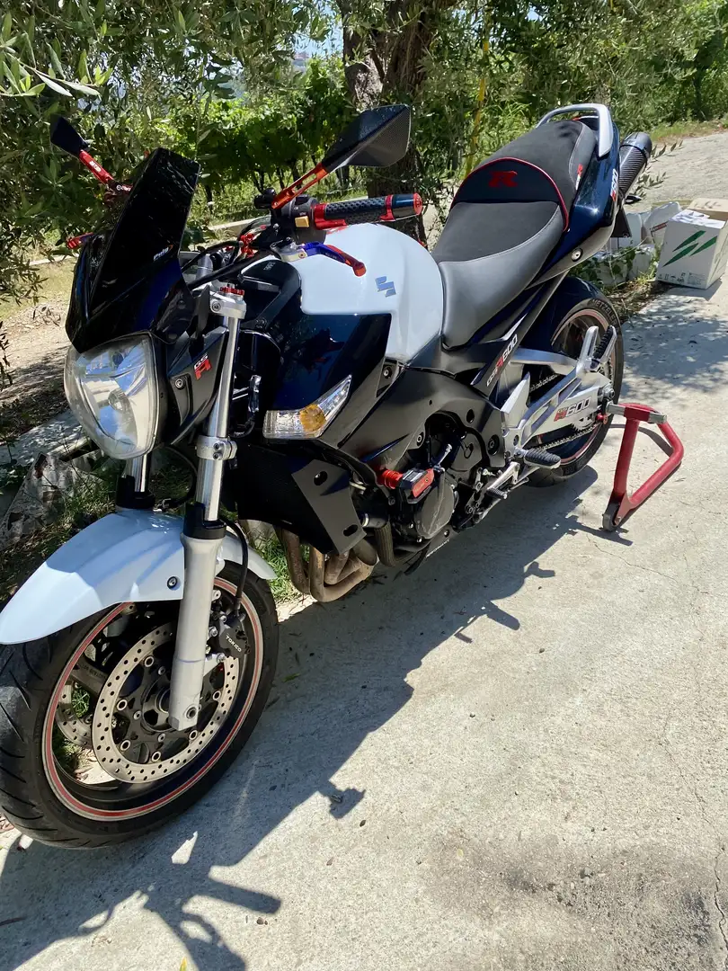 Suzuki GSR 600 Nero - 1
